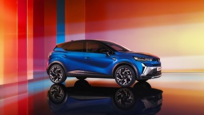 Nuovo Renault  Captur techno mild hybrid 160 cv EDC