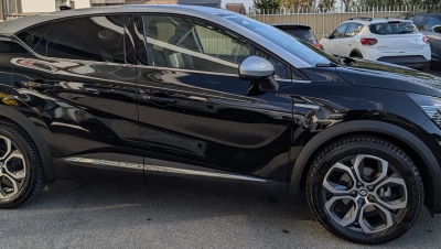 Captur 1.6 E-Tech hybrid Intens 145cv auto