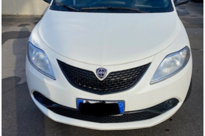 Ypsilon 5 Porte 1.2 Ecochic 69cv Platinum my19